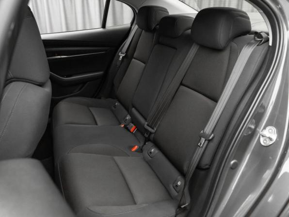 Mazda 3 IV (BP) с пробегом 2019 года, цена 2 230 000 рублей, 71708 км, седан, Автокод Объявления