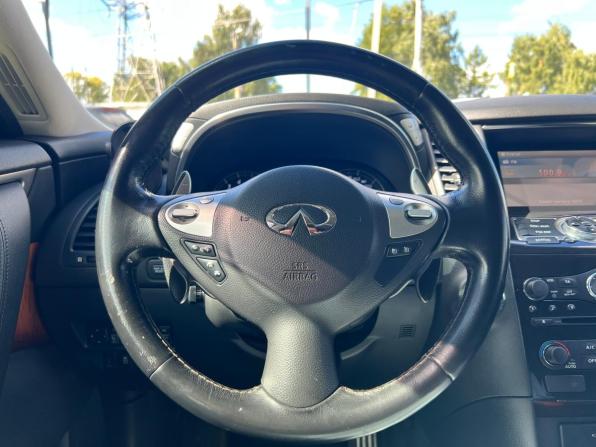 Infiniti QX70 с пробегом 2017 года, цена 3 115 000 рублей, 167400 км, внедорожник, Автокод Объявления