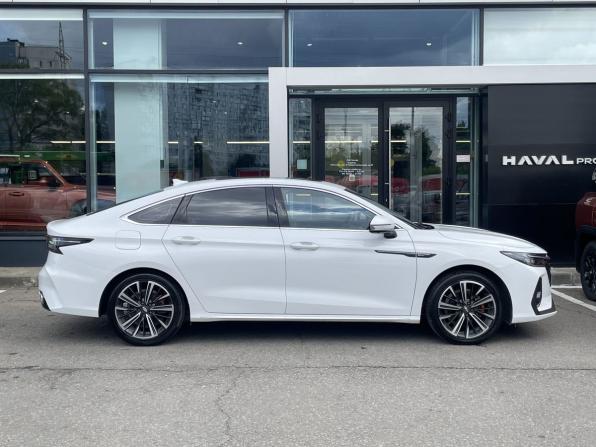 Chery Arrizo 8 с пробегом 2023 года, цена 2 099 000 рублей, 39876 км, седан, Автокод Объявления
