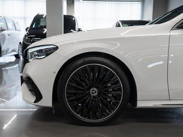 Mercedes-Benz E-Класс VI (W214 S214) с пробегом 2024 года, цена 8 300 000 рублей, 10068 км, седан, Автокод Объявления