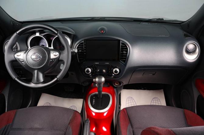 Nissan Juke I с пробегом 2013 года, цена 1 059 000 рублей, 168000 км, внедорожник, Автокод Объявления