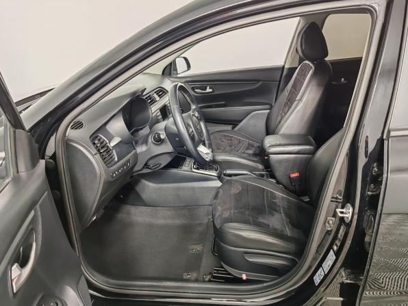 Kia Rio IV с пробегом 2018 года, цена 1 499 900 рублей, 88434 км, хэтчбек, Автокод Объявления