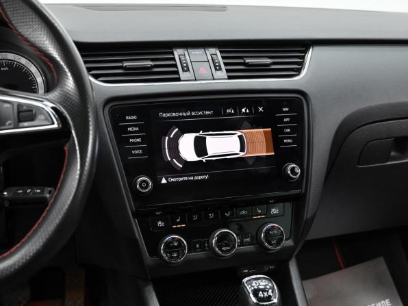 Skoda Octavia III (A7) Рестайлинг с пробегом 2017 года, цена 2 049 000 рублей, 212000 км, универсал, Автокод Объявления