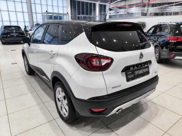 Renault Kaptur I с пробегом 2016 года, цена 1 320 000 рублей, 125442 км, внедорожник, Автокод Объявления