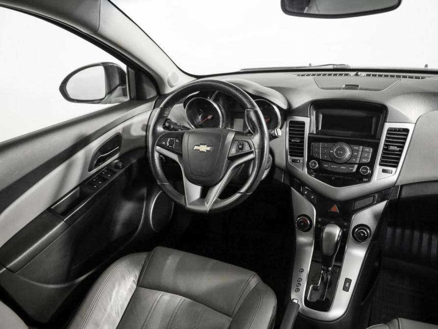 Chevrolet Cruze I Рестайлинг Санкт-Петербург  - изображение 10