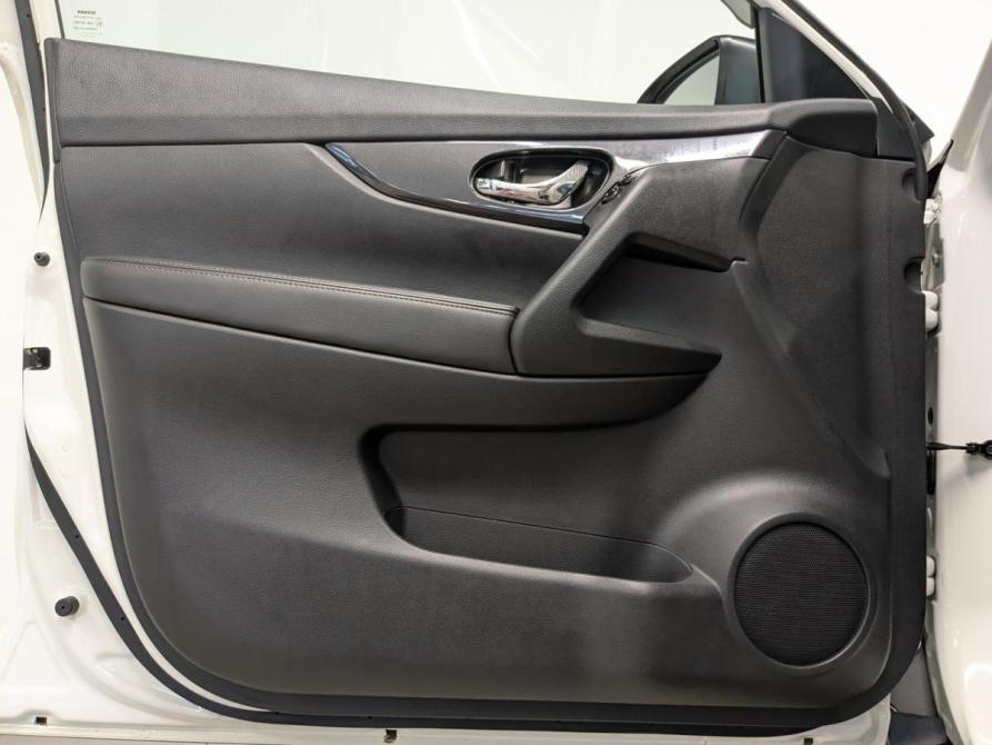 Nissan X-Trail III Рестайлинг Санкт-Петербург  - изображение 19