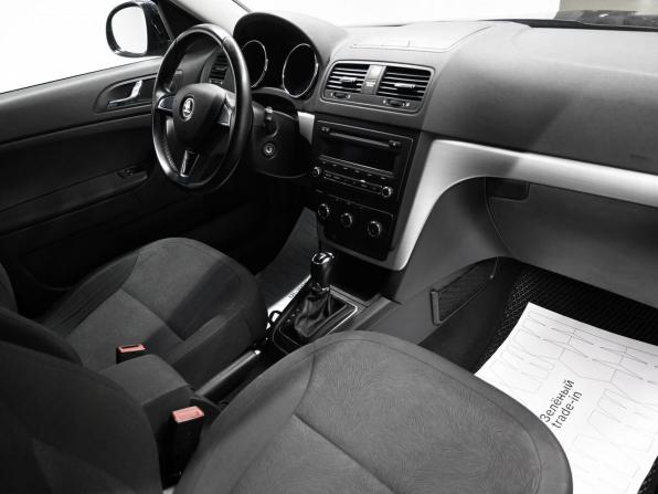 Skoda Yeti I Рестайлинг с пробегом 2014 года, цена 1 070 000 рублей, 142890 км, внедорожник, Автокод Объявления
