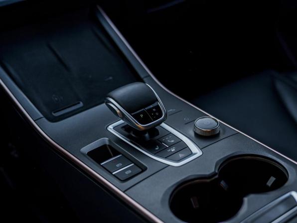 Omoda C5 I Рестайлинг с пробегом 2024 года, цена 1 638 000 рублей, 48040 км, внедорожник, Автокод Объявления