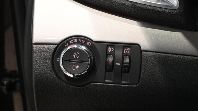 Opel Mokka I с пробегом 2013 года, цена 1 045 000 рублей, 169909 км, внедорожник, Автокод Объявления