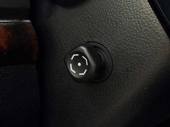 Toyota Land Cruiser 200 Series Рестайлинг 1 с пробегом 2012 года, цена 3 835 000 рублей, 188000 км, внедорожник, Автокод Объявления