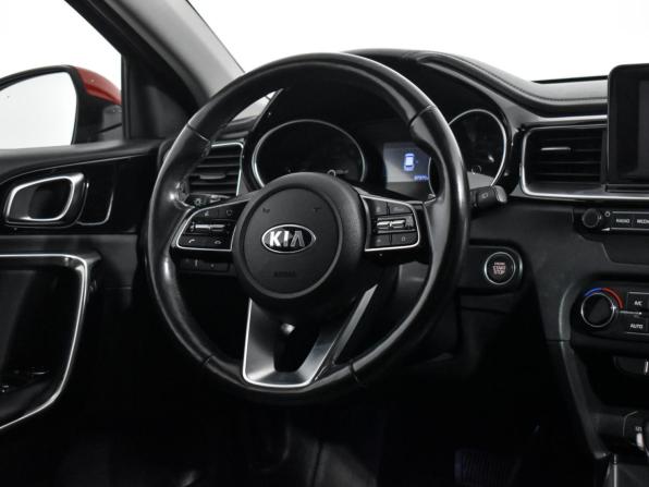 Kia Ceed III с пробегом 2019 года, цена 1 633 500 рублей, 97370 км, хэтчбек, Автокод Объявления