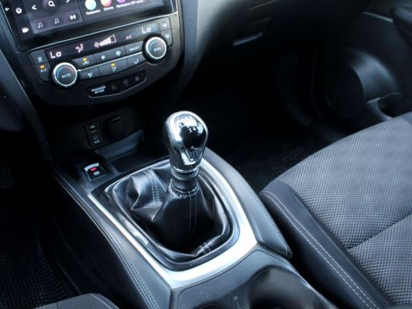 Nissan Qashqai II с пробегом 2014 года, цена 1 355 000 рублей, 142817 км, внедорожник, Автокод Объявления