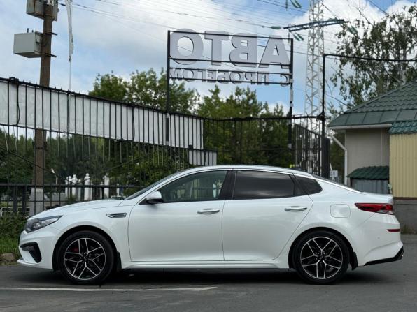 Kia Optima IV Рестайлинг с пробегом 2018 года, цена 2 329 000 рублей, 87232 км, седан, Автокод Объявления
