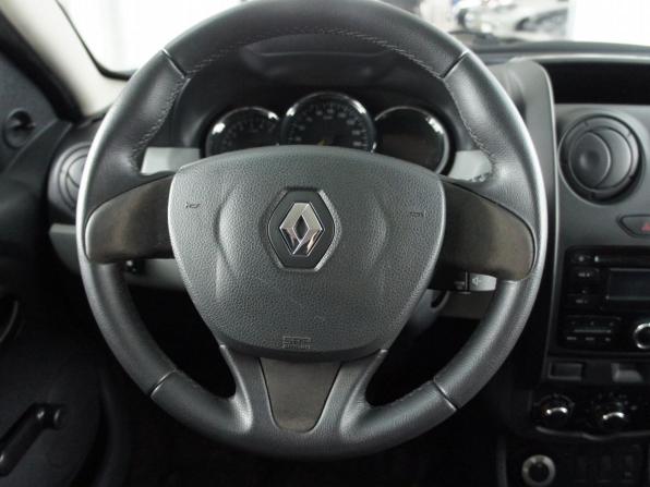 Renault Duster I Рестайлинг с пробегом 2016 года, цена 949 000 рублей, 117000 км, внедорожник, Автокод Объявления