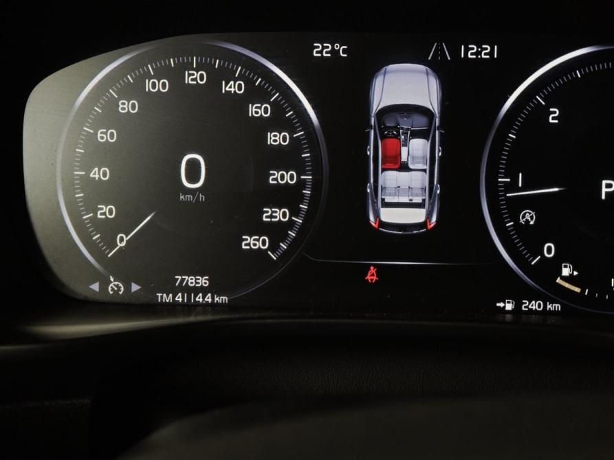 Volvo XC40 I Москва  - изображение 18