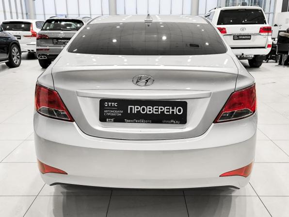 Hyundai Solaris I Рестайлинг с пробегом 2016 года, цена 699 000 рублей, 243176 км, седан, Автокод Объявления