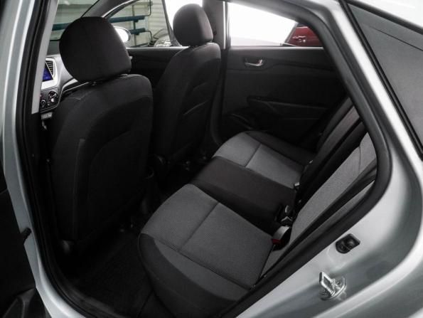 Hyundai Solaris II с пробегом 2019 года, цена 1 059 000 рублей, 142221 км, седан, Автокод Объявления