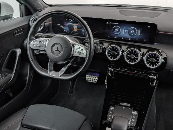 Mercedes-Benz A-Класс IV (W177) с пробегом 2021 года, цена 2 850 000 рублей, 73089 км, хэтчбек, Автокод Объявления