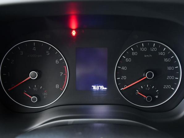 Kia Rio IV Рестайлинг с пробегом 2021 года, цена 1 747 000 рублей, 76302 км, хэтчбек, Автокод Объявления