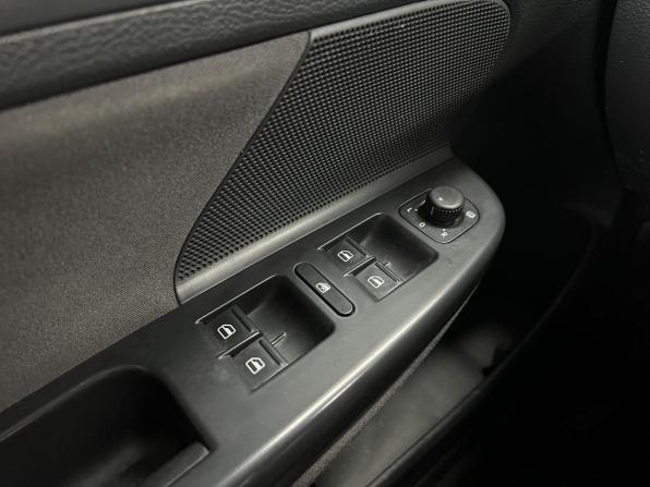 Volkswagen Jetta V с пробегом 2008 года, цена 599 000 рублей, 204427 км, седан, Автокод Объявления