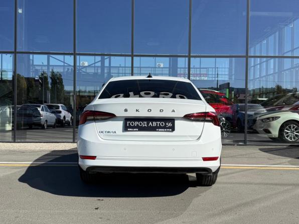 Skoda Octavia IV (A8) с пробегом 2021 года, цена 2 549 000 рублей, 20957 км, лифтбек, Автокод Объявления