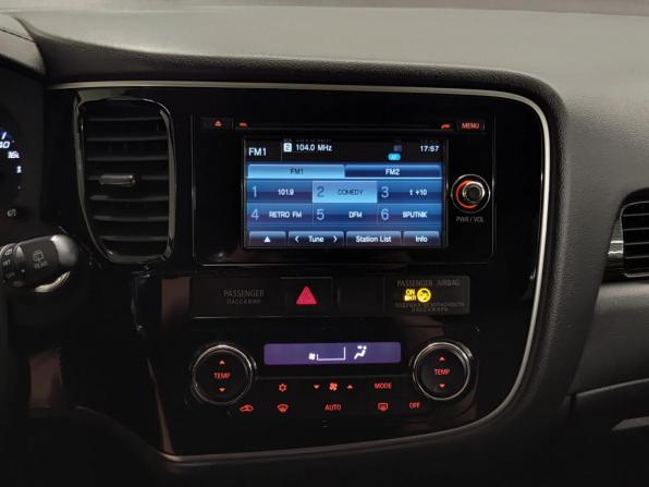 Mitsubishi Outlander III Рестайлинг 2 с пробегом 2016 года, цена 2 000 000 рублей, 178840 км, внедорожник, Автокод Объявления