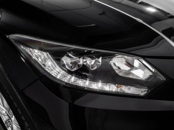 Honda Vezel I с пробегом 2017 года, цена 1 740 000 рублей, 96921 км, внедорожник, Автокод Объявления