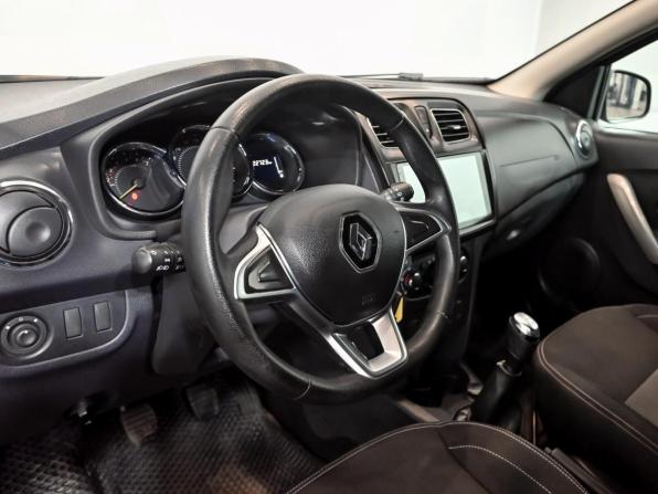Renault Sandero II Рестайлинг с пробегом 2021 года, цена 950 000 рублей, 122722 км, хэтчбек, Автокод Объявления