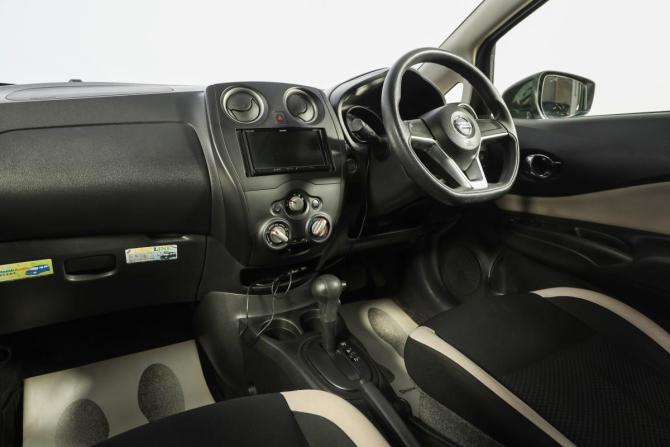 Nissan Note II Рестайлинг с пробегом 2018 года, цена 959 000 рублей, 135000 км, хэтчбек, Автокод Объявления