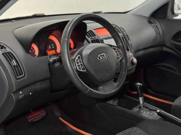 Kia Ceed I с пробегом 2007 года, цена 679 000 рублей, 210216 км, хэтчбек, Автокод Объявления