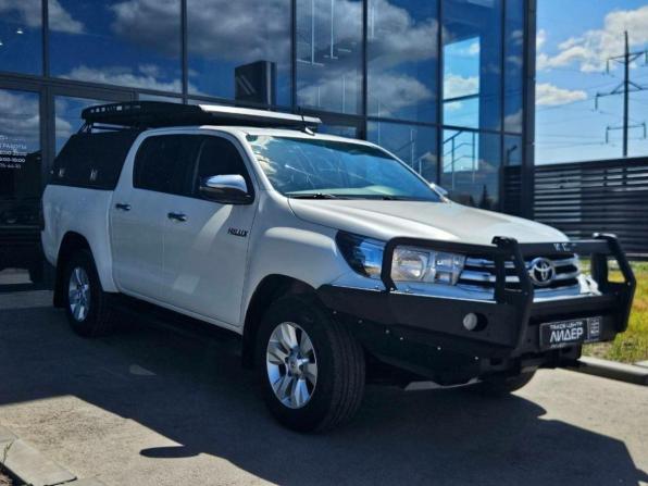 Toyota Hilux VIII с пробегом 2019 года, цена 2 650 000 рублей, 553444 км, пикап, Автокод Объявления