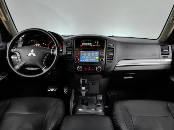Mitsubishi Pajero IV Рестайлинг 1 с пробегом 2014 года, цена 2 299 000 рублей, 283000 км, внедорожник, Автокод Объявления