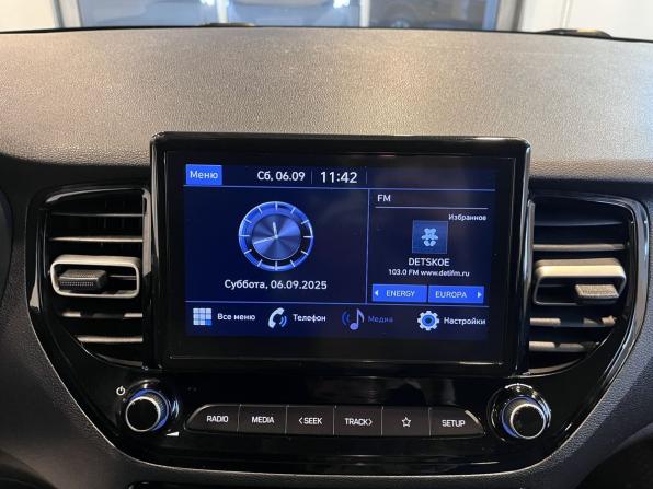 Hyundai Solaris II Рестайлинг с пробегом 2022 года, цена 1 700 000 рублей, 86046 км, седан, Автокод Объявления