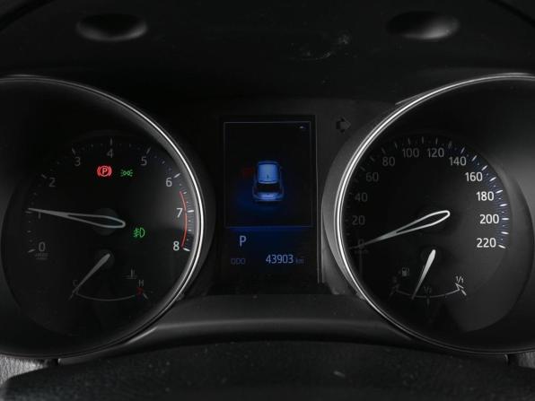 Toyota C-HR I с пробегом 2018 года, цена 2 435 000 рублей, 43903 км, внедорожник, Автокод Объявления