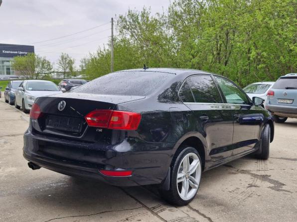 Volkswagen Jetta VI с пробегом 2013 года, цена 919 000 рублей, 228704 км, седан, Автокод Объявления