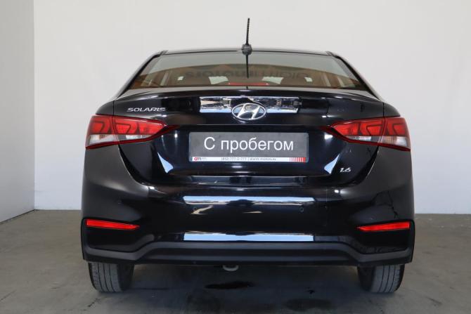 Hyundai Solaris II с пробегом 2018 года, цена 1 099 000 рублей, 195000 км, седан, Автокод Объявления
