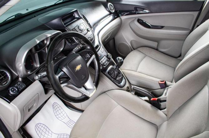 Chevrolet Orlando I с пробегом 2012 года, цена 899 000 рублей, 237000 км, компактвэн, Автокод Объявления