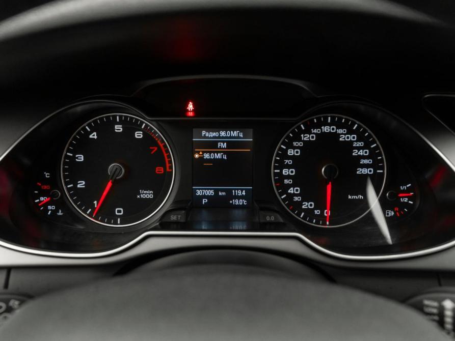 Audi A4 IV (B8) Рестайлинг Москва  - изображение 11