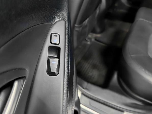 Hyundai ix35 I с пробегом 2011 года, цена 1 470 000 рублей, 212100 км, внедорожник, Автокод Объявления