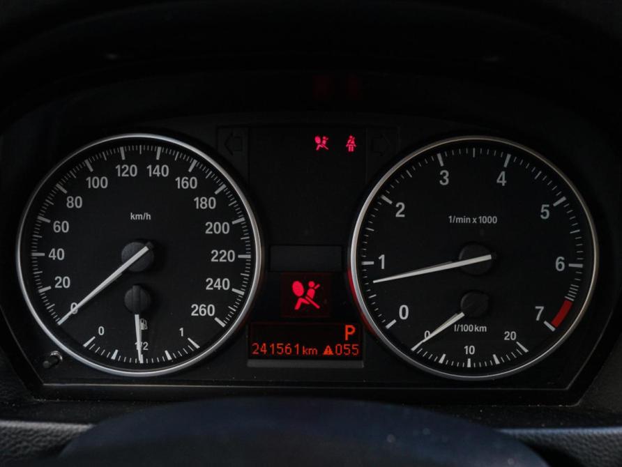 BMW 3 серии V (E90/E91/E92/E93) Москва  - изображение 17