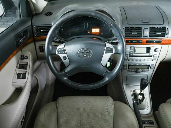 Toyota Avensis II Рестайлинг с пробегом 2007 года, цена 980 000 рублей, 263429 км, седан, Автокод Объявления