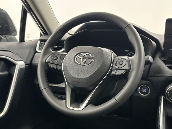Toyota RAV4 V (XA50) с пробегом 2025 года, цена 4 450 000 рублей, 14 км, внедорожник, Автокод Объявления