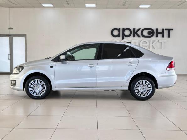 Volkswagen Polo V Рестайлинг с пробегом 2015 года, цена 990 000 рублей, 147000 км, седан, Автокод Объявления