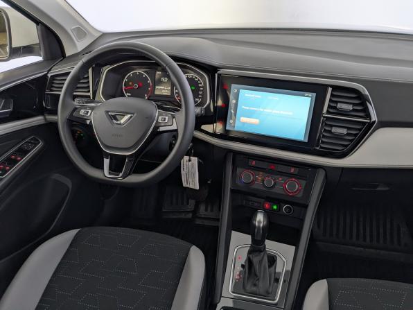 Jetta VS5 I Рестайлинг с пробегом 2024 года, цена 2 100 000 рублей, 3320 км, внедорожник, Автокод Объявления