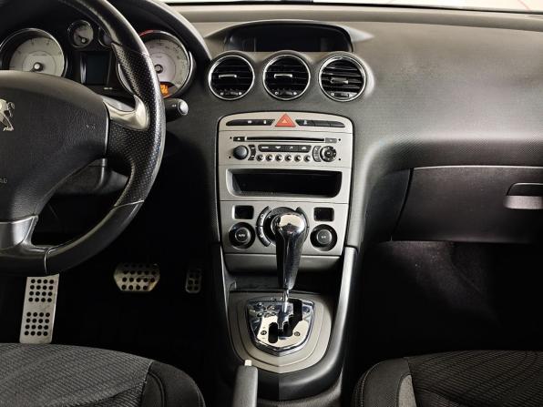 Peugeot 408 I с пробегом 2015 года, цена 569 000 рублей, 113069 км, седан, Автокод Объявления