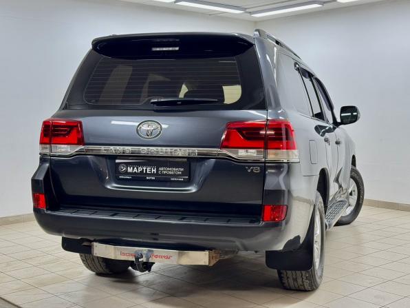 Toyota Land Cruiser 200 Series Рестайлинг 2 с пробегом 2016 года, цена 4 640 000 рублей, 185000 км, внедорожник, Автокод Объявления