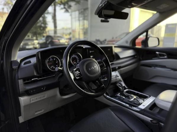 Kia Carnival IV с пробегом 2022 года, цена 3 115 000 рублей, 179500 км, минивэн, Автокод Объявления