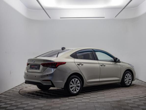 Hyundai Solaris II с пробегом 2019 года, цена 1 380 000 рублей, 108214 км, седан, Автокод Объявления