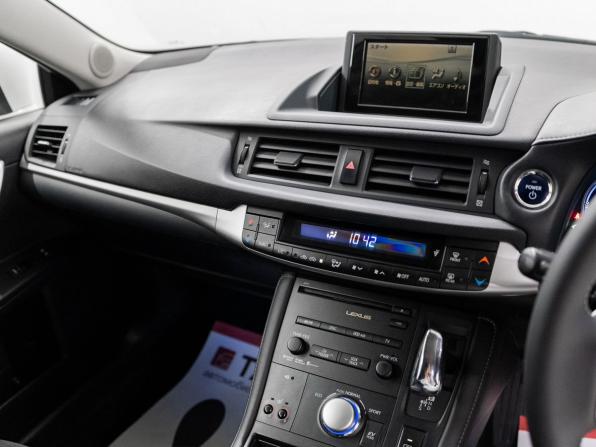 Lexus CT I с пробегом 2012 года, цена 1 349 000 рублей, 190125 км, хэтчбек, Автокод Объявления