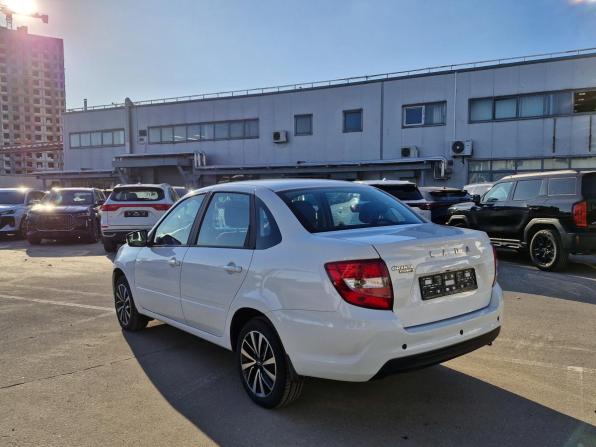 Lada (ВАЗ) Granta I Рестайлинг с пробегом 2024 года, цена 1 259 000 рублей, 16 км, седан, Автокод Объявления
